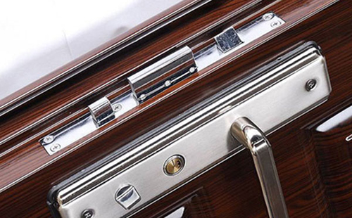 成都24小时上门开锁公司